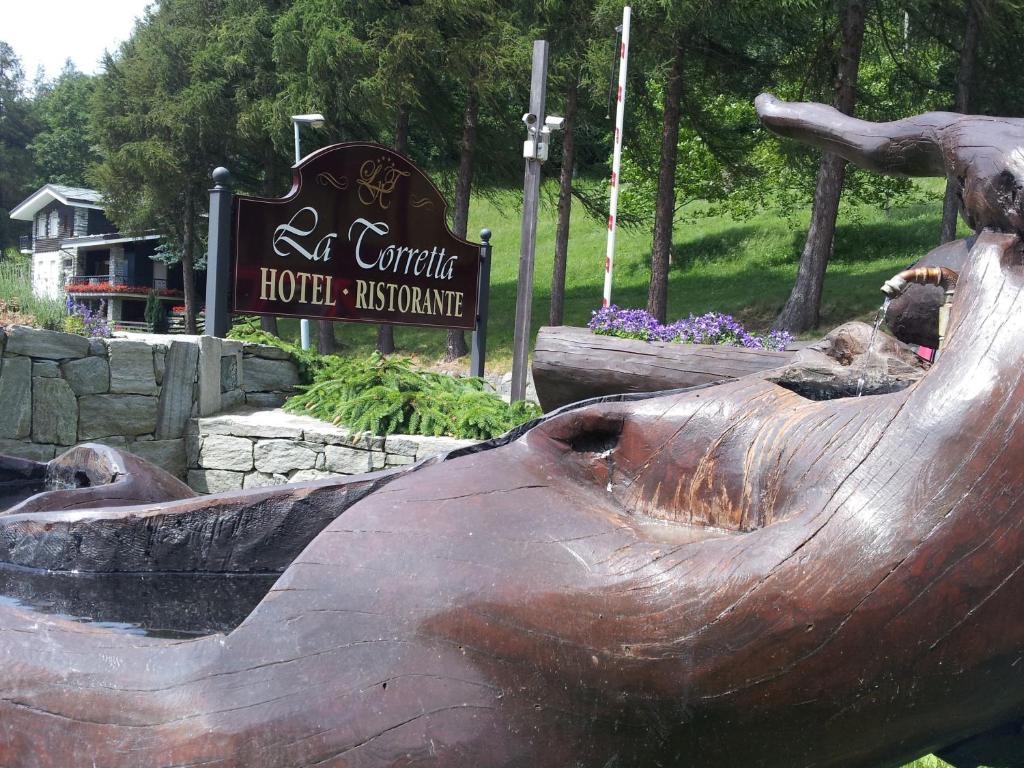 La Torretta Hotel Challand-Saint-Anselme Ngoại thất bức ảnh